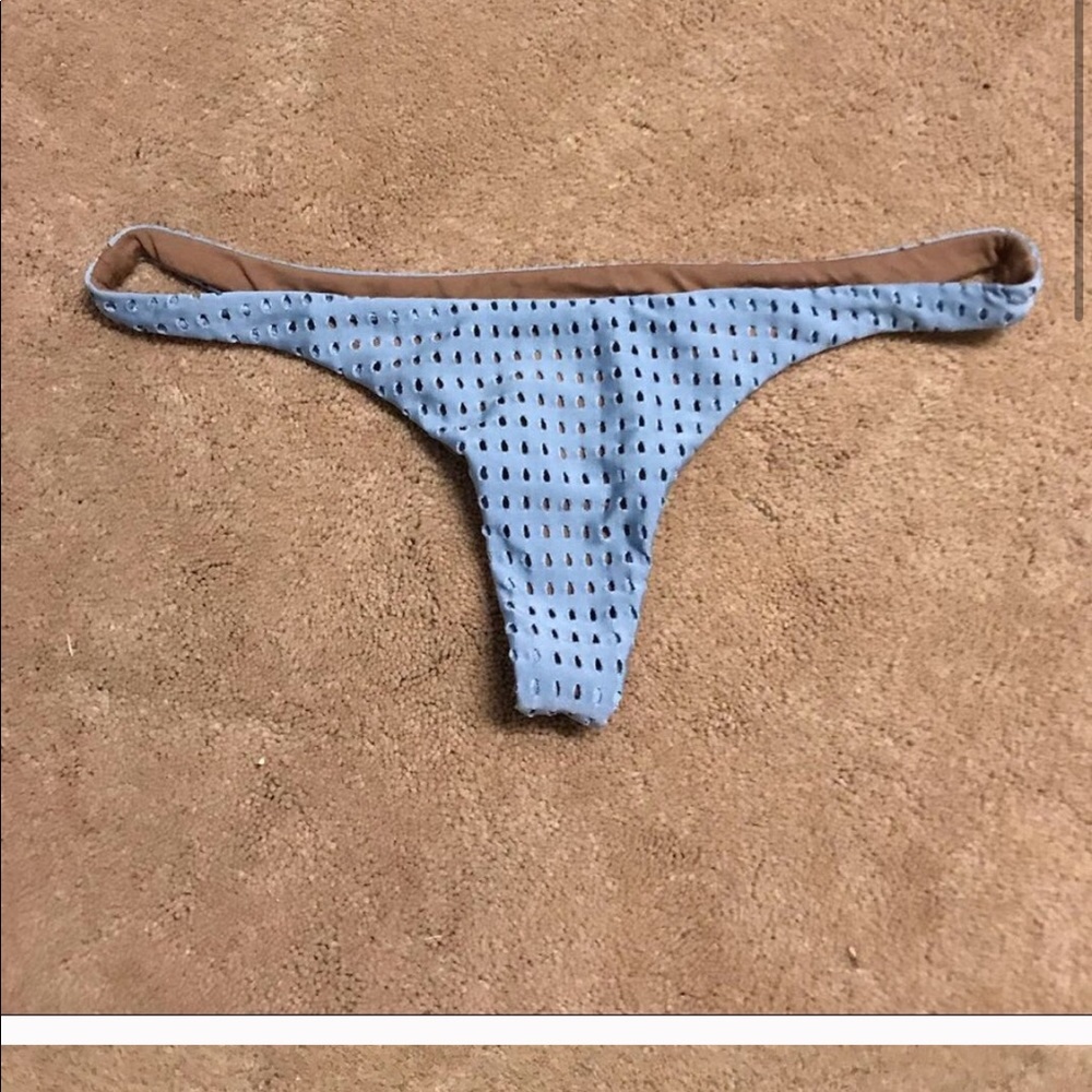 LOOKING FOR THESE BOTTOMS acacia sky mesh